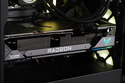 Actina iCUE 13600KF/32GB/2TB/RTX4070Ti/850W Actina iCUE 13600KF/32GB/2TB/RTX4070Ti/850W
