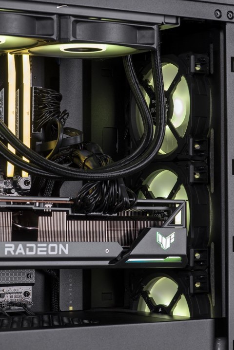 Actina iCUE 13600KF/32GB/2TB/RTX4070Ti/850W Actina iCUE 13600KF/32GB/2TB/RTX4070Ti/850W