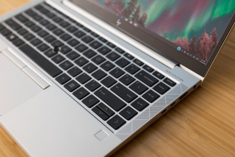 HP EliteBook 840 G8 i5-1145G7 14"FHD AG 8GB SSD256 BT FPR W11Pro Silver (REPACK) 2Y HP EliteBook 840 G8 i5-1145G7 14"FHD AG 8GB SSD256 BT FPR W11Pro Silver (REPACK) 2Y