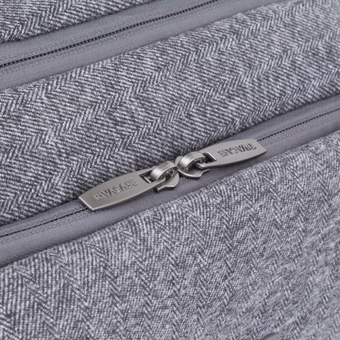 RIVACASE PLECAK NA LAPTOP 15,6" EGMONT, SZARY, 18L, EKO-SKÓRA I TWEED, KIESZENIE NA TABLET 10", SMARTFON, DOKUMENTY I AKCES. RIVACASE PLECAK NA LAPTOP 15,6" EGMONT, SZARY, 18L, EKO-SKÓRA I TWEED, KIESZENIE NA TABLET 10", SMARTFON, DOKUMENTY I AKCES.
