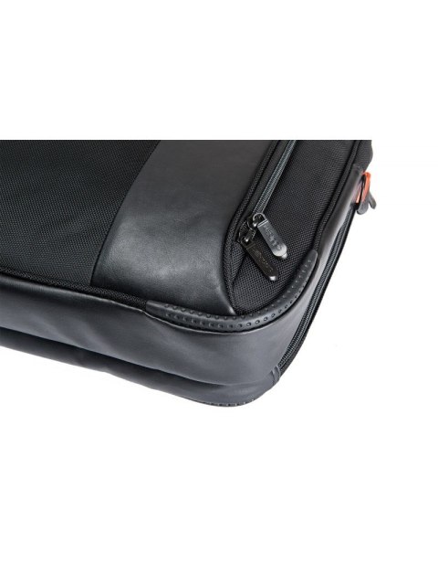 Torba do laptopa Addison Cornell 15 301015 (15,6"; kolor czarny) Torba do laptopa Addison Cornell 15 301015 (15,6"; kolor czarny)