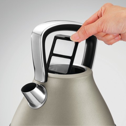 Czajnik Morphy Richards Evoke platynowy mat Czajnik Morphy Richards Evoke platynowy mat