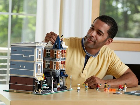 LEGO Creator Expert 10255 Plac Zgromadzeń LEGO Creator Expert 10255 Plac Zgromadzeń
