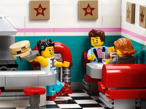 LEGO Creator Expert 10260 Bistro W Śródmieściu LEGO Creator Expert 10260 Bistro W Śródmieściu