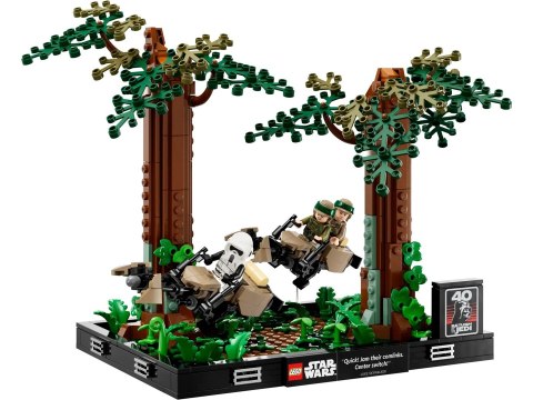 LEGO Star Wars 75353 Diorama: Pościg na ścigaczu przez Endor LEGO Star Wars 75353 Diorama: Pościg na ścigaczu przez Endor