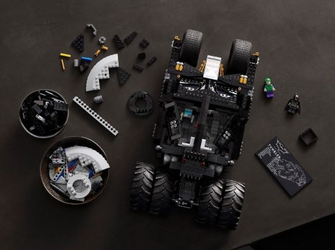 LEGO Super Heroes 76240 Batmobil Tumbler LEGO Super Heroes 76240 Batmobil Tumbler