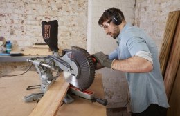 Piła ukośnica 2100W BES710 BLACK+DECKER
