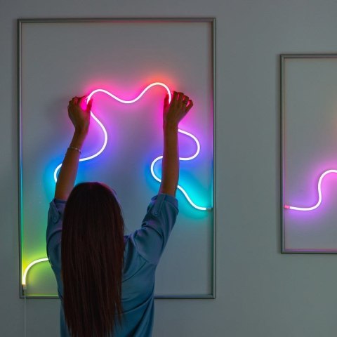 Elastyczna rurka świetlna Twinkly Flex 288 RGB 3m Elastyczna rurka świetlna Twinkly Flex 288 RGB 3m