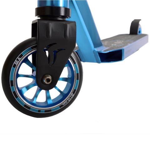 Hulajnoga Schildkrot Flipwhip czarno-niebieska 510401 Hulajnoga Schildkrot Flipwhip czarno-niebieska 510401