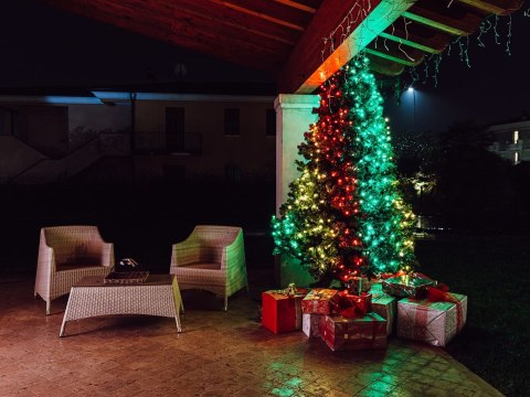 Inteligentne lampki choinkowe Twinkly 400 RGB+W 32m Inteligentne lampki choinkowe Twinkly 400 RGB+W 32m