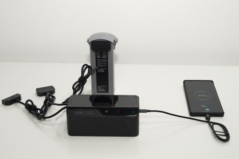 Autel Multi-charger For EVO Max Series Autel Multi-charger For EVO Max Series