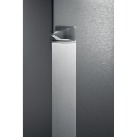 Chłodziarko-zamrażarka WHIRLPOOL WB70E 972 X Chłodziarko-zamrażarka WHIRLPOOL WB70E 972 X