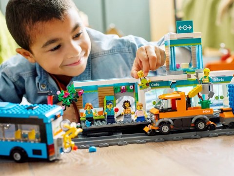 LEGO City 60335 Dworzec kolejowy LEGO City 60335 Dworzec kolejowy