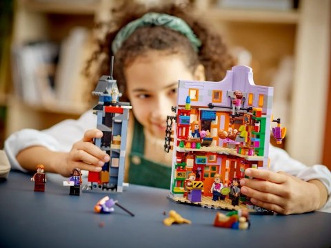 LEGO Harry Potter 76422 Ulica Pokątna: Magiczne dowcipy LEGO Harry Potter 76422 Ulica Pokątna: Magiczne dowcipy