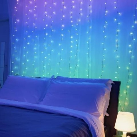 Inteligentna kurtyna LED Twinkly 400 RGBW 1,5x2,1m Inteligentna kurtyna LED Twinkly 400 RGBW 1,5x2,1m
