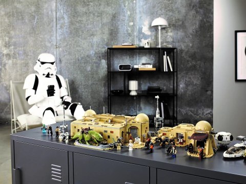 LEGO Star Wars 75290 Kantyna Mos Eisley LEGO Star Wars 75290 Kantyna Mos Eisley