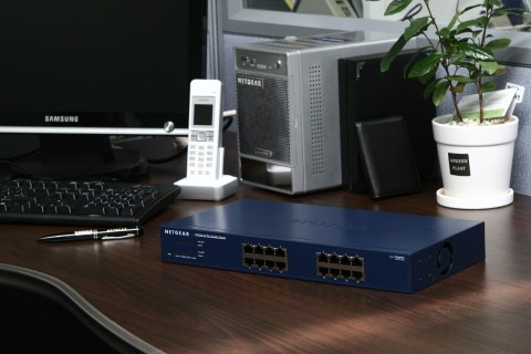 Switch NETGEAR JGS516-200EUS (16x 10/100/1000Mbps) Switch NETGEAR JGS516-200EUS (16x 10/100/1000Mbps)