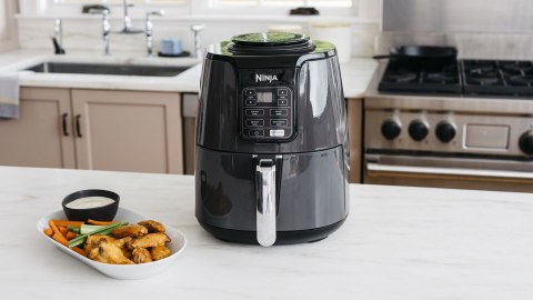 NINJA FRYTKOWNICA BEZTŁUSZCZOWA AF100 NINJA FRYTKOWNICA BEZTŁUSZCZOWA AF100