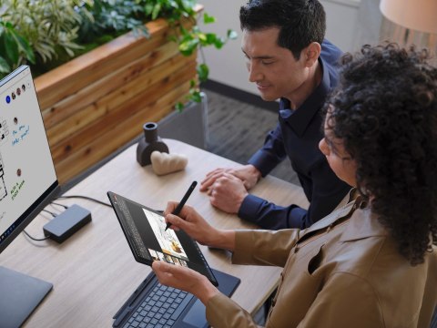 Microsoft | Klawiatura Pióro 2 Bundel | Urządzenie Surface Pro | Klawiatura kompaktowa | Dokowanie | Stany Zjednoczone | Czarny Microsoft | Klawiatura Pióro 2 Bundel | Urządzenie Surface Pro | Klawiatura kompaktowa | Dokowanie | Stany Zjednoczone | Czarny