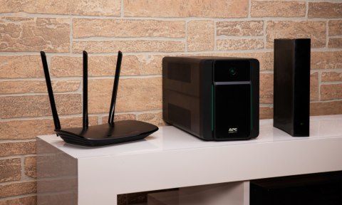 Zasilacz UPS APC BX1200MI Zasilacz UPS APC BX1200MI