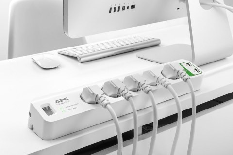 APC Essential SurgeArrest 5 outlets with 5V, 2.4A 2 port USB charger 230V Germany APC Essential SurgeArrest 5 outlets with 5V, 2.4A 2 port USB charger 230V Germany
