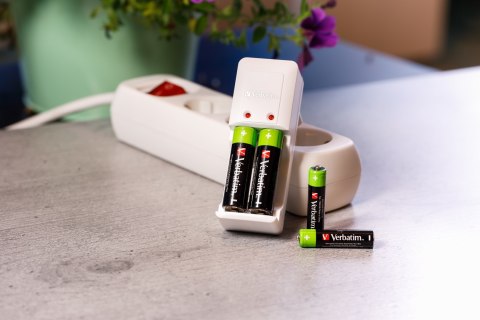 RECHAR BATTERY AA 4 PACK / HR6/RECHARGEABLE BATTERY RECHAR BATTERY AA 4 PACK / HR6/RECHARGEABLE BATTERY