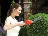 BLACK+DECKER NOŻYCE DO ŻYWOPŁOTU 3,6V GSL300 15cm BLACK+DECKER NOŻYCE DO ŻYWOPŁOTU 3,6V GSL300 15cm