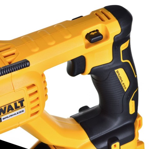 DEWALT.ZESTAW COMBO 18V DCK440L3T (DCD778+DCF787+DCH033+DCL040) 3x3,0Ah TSTAK DEWALT.ZESTAW COMBO 18V DCK440L3T (DCD778+DCF787+DCH033+DCL040) 3x3,0Ah TSTAK