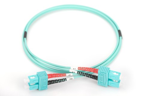 Kabel krosowy (patch cord) światłowodowy SC/SC, dplx, MM 50/125, OM3, LSOH, 3m, turkusowy Kabel krosowy (patch cord) światłowodowy SC/SC, dplx, MM 50/125, OM3, LSOH, 3m, turkusowy