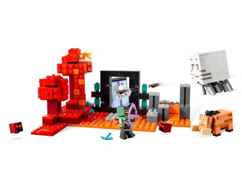 LEGO 21255 MINECRAFT Zasadzka w portalu do Netheru p4 LEGO 21255 MINECRAFT Zasadzka w portalu do Netheru p4