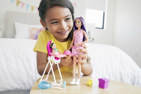 PROMO Barbie Lalka Skipper Miniurodziny krzesełko GRP40 MATTEL PROMO Barbie Lalka Skipper Miniurodziny krzesełko GRP40 MATTEL