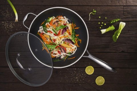 Wok z powłoką DIAMOND Kohersen Black Cube z pokrywką (32 cm ; 5,1l) Wok z powłoką DIAMOND Kohersen Black Cube z pokrywką (32 cm ; 5,1l)