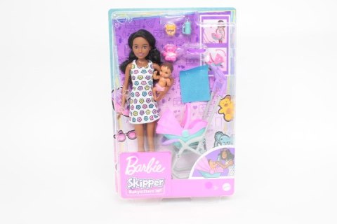 Barbie Skipper Klub Opiekunek Spacerówka zestaw HHB68 MATTEL Barbie Skipper Klub Opiekunek Spacerówka zestaw HHB68 MATTEL