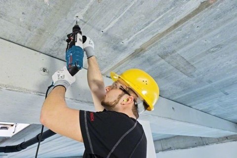 BOSCH MŁOTOWIERTARKA Z OPCJĄ KUCIA 880W 3,2J L-BOXX GBH 2-28 BOSCH MŁOTOWIERTARKA Z OPCJĄ KUCIA 880W 3,2J L-BOXX GBH 2-28