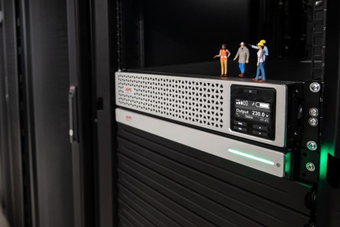 APC Smart-UPS SRT Li-Ion 1000VA RM 230V APC Smart-UPS SRT Li-Ion 1000VA RM 230V