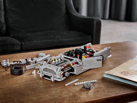 LEGO Creator Expert - James Bond Aston Martin DB5 LEGO Creator Expert - James Bond Aston Martin DB5