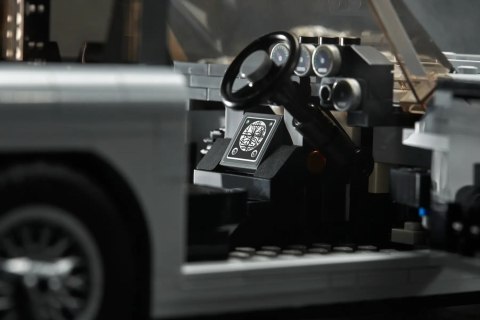 LEGO Creator Expert - James Bond Aston Martin DB5 LEGO Creator Expert - James Bond Aston Martin DB5