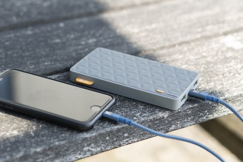 XTORM POWERBANK FUEL 10.000 MAH, USB-C PD 20W, 2X QC 3.0 XTORM POWERBANK FUEL 10.000 MAH, USB-C PD 20W, 2X QC 3.0