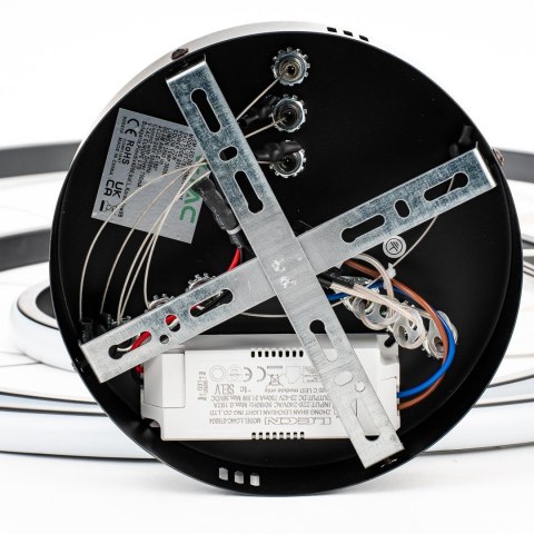 Oprawa Zwieszana V-TAC 32W LED Czarna VT-7816 3000K 3880lm Oprawa Zwieszana V-TAC 32W LED Czarna VT-7816 3000K 3880lm