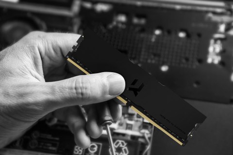 GOODRAM DDR4 IRP-K3600D4V64L18S/16GDC 16GB Dual Channel 3600MHz 18-22-22 Deep Black (WYPRZEDAŻ) GOODRAM DDR4 IRP-K3600D4V64L18S/16GDC 16GB Dual Channel 3600MHz 18-22-22 Deep Black (WYPRZEDAŻ)
