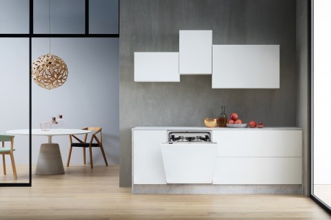 Zmywarka Whirlpool WIC 3C26F (szer. 59,5cm; Panel zamknięty) Zmywarka Whirlpool WIC 3C26F (szer. 59,5cm; Panel zamknięty)