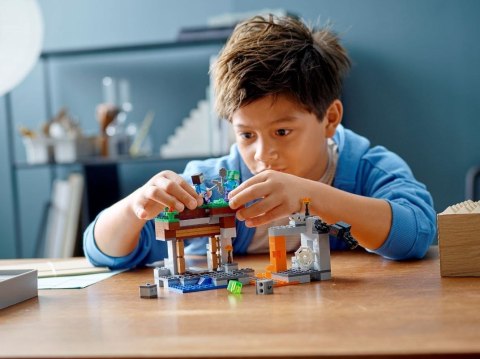 LEGO Minecraft 21166 Opuszczona kopalnia LEGO Minecraft 21166 Opuszczona kopalnia