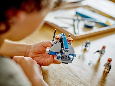 LEGO Star Wars TM 75359 Zestaw bitewny z 332. oddziałem klonów Ahsoki LEGO Star Wars TM 75359 Zestaw bitewny z 332. oddziałem klonów Ahsoki