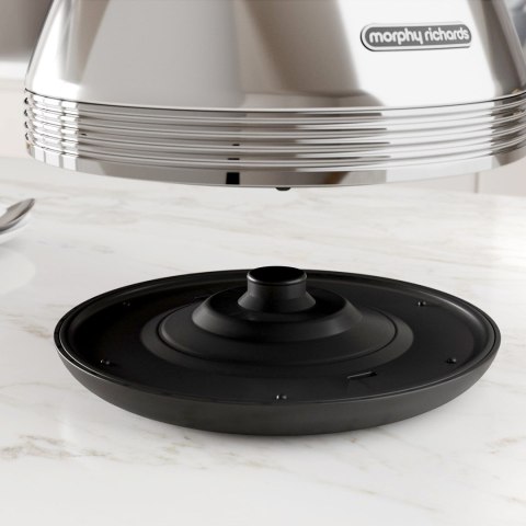 Czajnik Morphy Richards Venture Retro Pyramid chrom Czajnik Morphy Richards Venture Retro Pyramid chrom