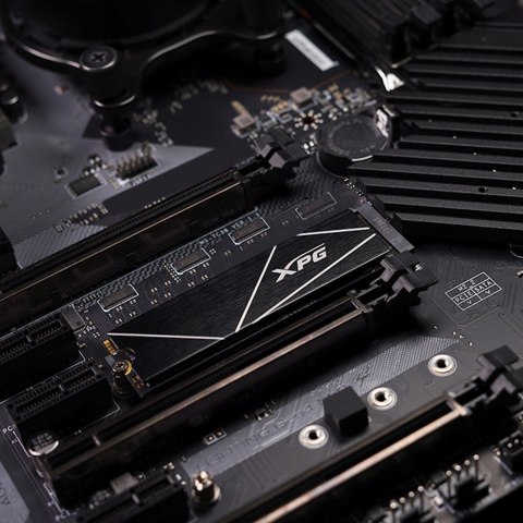 Dysk SSD ADATA XPG GAMMIX S70 BLADE 1TB M.2 2280 PCIe Gen3x4 Dysk SSD ADATA XPG GAMMIX S70 BLADE 1TB M.2 2280 PCIe Gen3x4