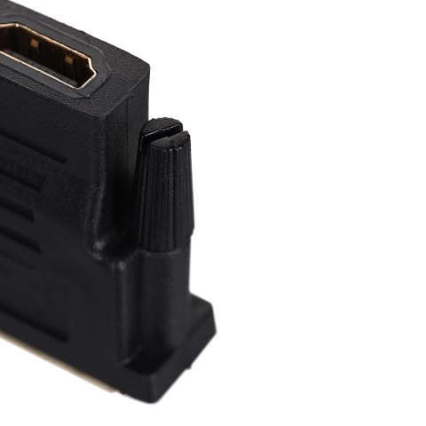 Adapter SAVIO cl-21 (HDMI F - DVI-D M; kolor czarny) Adapter SAVIO cl-21 (HDMI F - DVI-D M; kolor czarny)