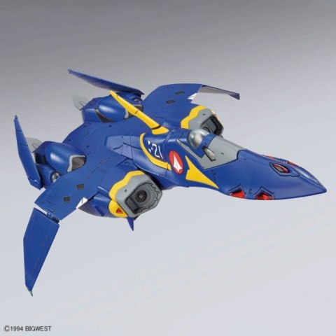 HG 1/100 MACROSS PLUS YF-21 HG 1/100 MACROSS PLUS YF-21