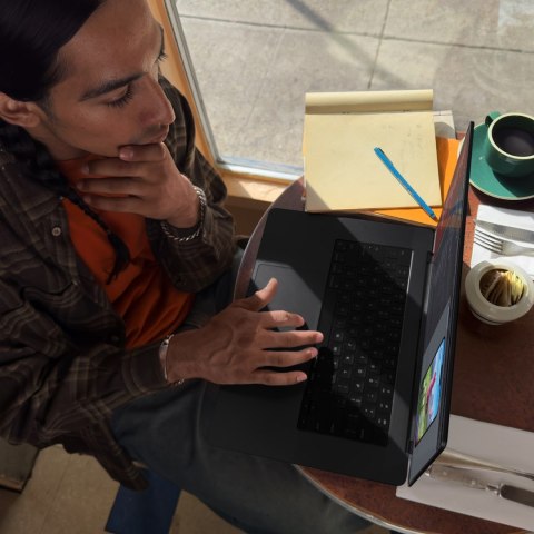 Apple 16-inch MacBook Pro: M3 Max chip with 16-core CPU and 40-core GPU, 1TB SSD Space Black Apple 16-inch MacBook Pro: M3 Max chip with 16-core CPU and 40-core GPU, 1TB SSD Space Black