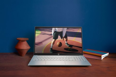 HP Pavilion 15-eh1318nw Ryzen 7 5700U 15,6"FHD AG 250nit IPS 24GB_3200MHz SSD512 Radeon RX Vega 8 ALU Win11 2Y Natural Silver HP Pavilion 15-eh1318nw Ryzen 7 5700U 15,6"FHD AG 250nit IPS 24GB_3200MHz SSD512 Radeon RX Vega 8 ALU Win11 2Y Natural Silver