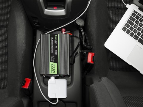 GREEN CELL PRZETWORNICA INV06 12V-230V 150W/300W GREEN CELL PRZETWORNICA INV06 12V-230V 150W/300W
